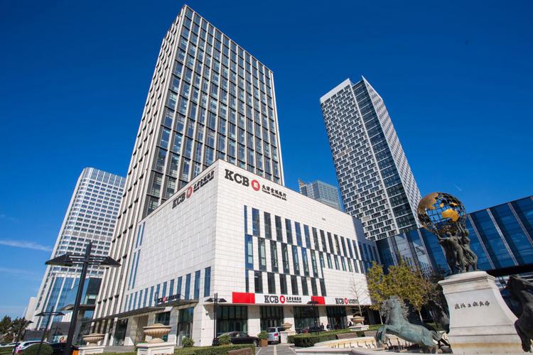 守护小微健康，金融携手抗疫——构建员工健康与小微企业金融支持双轮驱动新生态